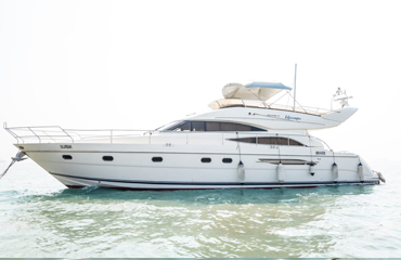 luxury yacht rental mumbai