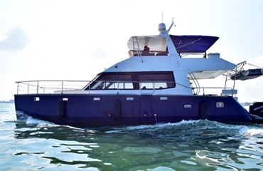 luxury yacht rental mumbai